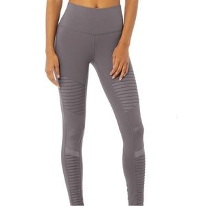Alo yoga moto leggings size S